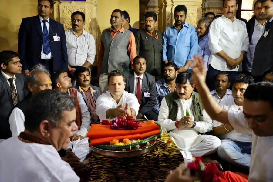 There will be a party workers meet at Gujarat University Convention Hall at GNBC ground in Ahmedabad. Rahul Gandhi,Rahul Gandhi at Somnath Temple,Rahul Gandhi in Gujarat,Rahul Gandhi visit Gujarat,Congress President Rahul Gandhi