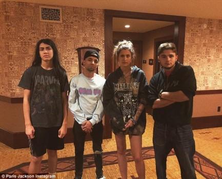 The daughter of the late King of Pop Michael Jackson took to Instagram to share with her fans her holiday experience on Monday, reports dailymail.co.uk. She shared a series of shots in which she posed with her brothers Prince, 20, and Blanket, 15, apart from a friend.
