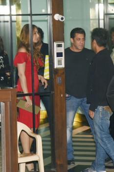 Salman Khan and Iulia Vantur at Arpita Khan's Christmas Party.