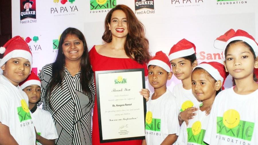 Bollywood actress Kangana Ranaut turns Santa for underprivileged kids this Christmas. Kangana Ranaut,Kangana Ranaut turns Santa,Kangana Ranaut celebrates Christmas,Kangana Ranaut Christmas celebration,Kangana Ranaut Christmas celebration pics,Kangana Ranaut Christmas celebration images,Kangana Ranaut Christmas celebration stills,Kangana Ra
