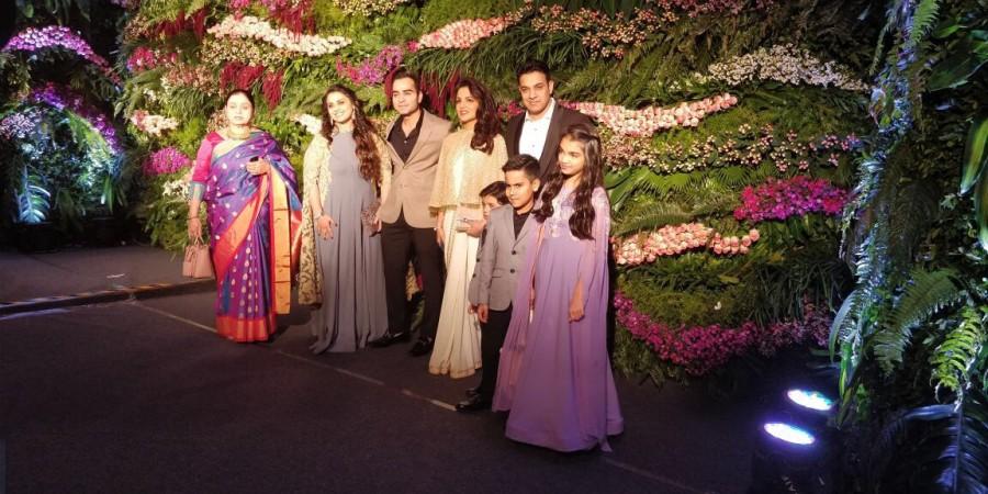 Virat kohli's family arrive at reception. Ravindra Jadeja,Sandeep Patil,Virat Kohli and Anushka Sharma,Virat Kohli and Anushka Sharma Mumbai reception,Virat Kohli Mumbai reception,Anushka Sharma Mumbai reception,Boman Irani