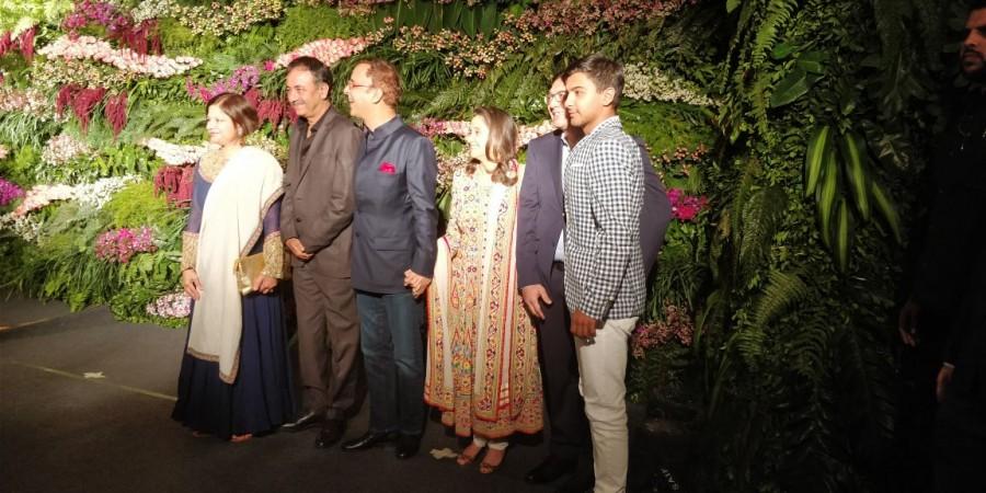 Raju Hirani, Vidhu Vinod Chopra and family at Virat Kohli and Anushka Sharma reception. Ravindra Jadeja,Sandeep Patil,Virat Kohli and Anushka Sharma,Virat Kohli and Anushka Sharma Mumbai reception,Virat Kohli Mumbai reception,Anushka Sharma Mumbai reception,Boman Irani