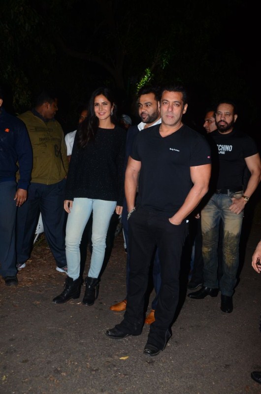 Actor Salman Khan and Katrina Kaif pose for photographers during birthday party in Panvel farmhouse. Salman Khan,Happy birthday Salman Khan,Salman Khan birthday celebration,Salman Khan birthday celebration pics,Katrina Kaif,Salman Khan birthday celebration images,Salman Khan birthday celebration stills,Salman Khan birthday celebration pictures,Salman Kha