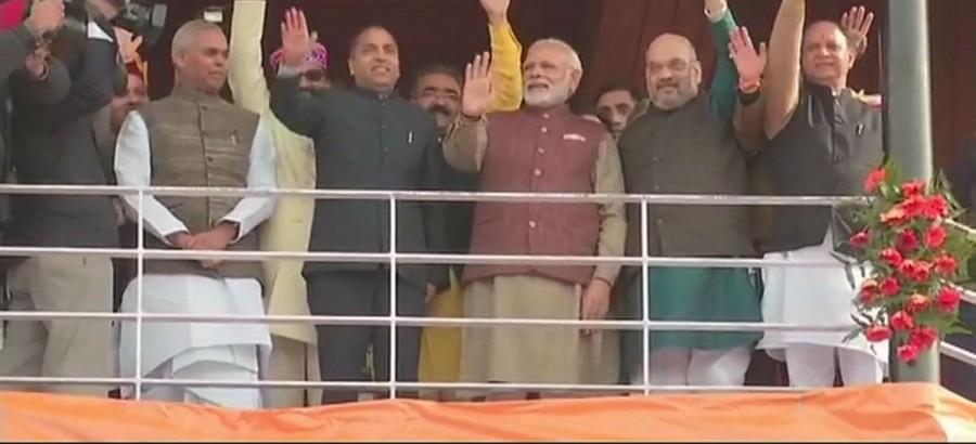 Governor Acharya Devvrat administered the oath of office and secrecy to Thakur, who is turning 53 on January 6. This will be his maiden term as Chief Minister. Jai Ram Thakur,Leaders attending Jai Ram Thakur's swearing-in-ceremony,Narendra Modi,PM Narendra Modi,BJP President Amit Shah