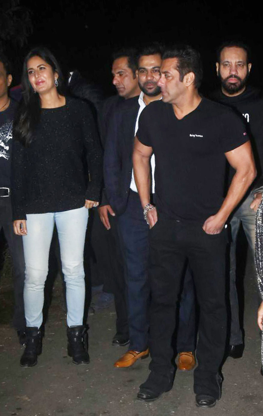 The film released around the perfect occasion as Salman’s birthday which is majorly anticipated by his fans and loved ones. Salman Khan,Salman Khan birthday,Salman Khan birthday celebration,ek tha tiger