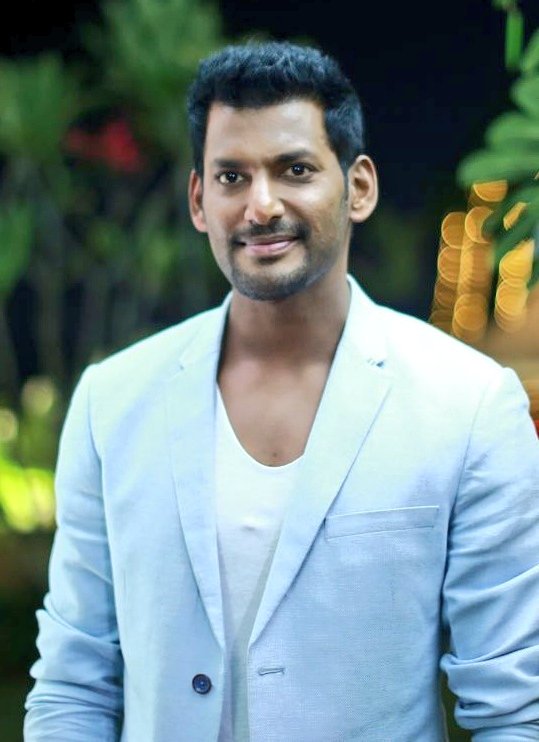 Vishal arrives for Irumbu Thirai teaser launch. Vishal,Samantha Akkineni,Irumbu Thirai teaser launch,Irumbu Thirai teaser,Irumbu Thirai teaser launch pics,Irumbu Thirai teaser launch images,Irumbu Thirai teaser launch stills,Irumbu Thirai teaser launch pictures,Irumbu Thirai teaser launch photos