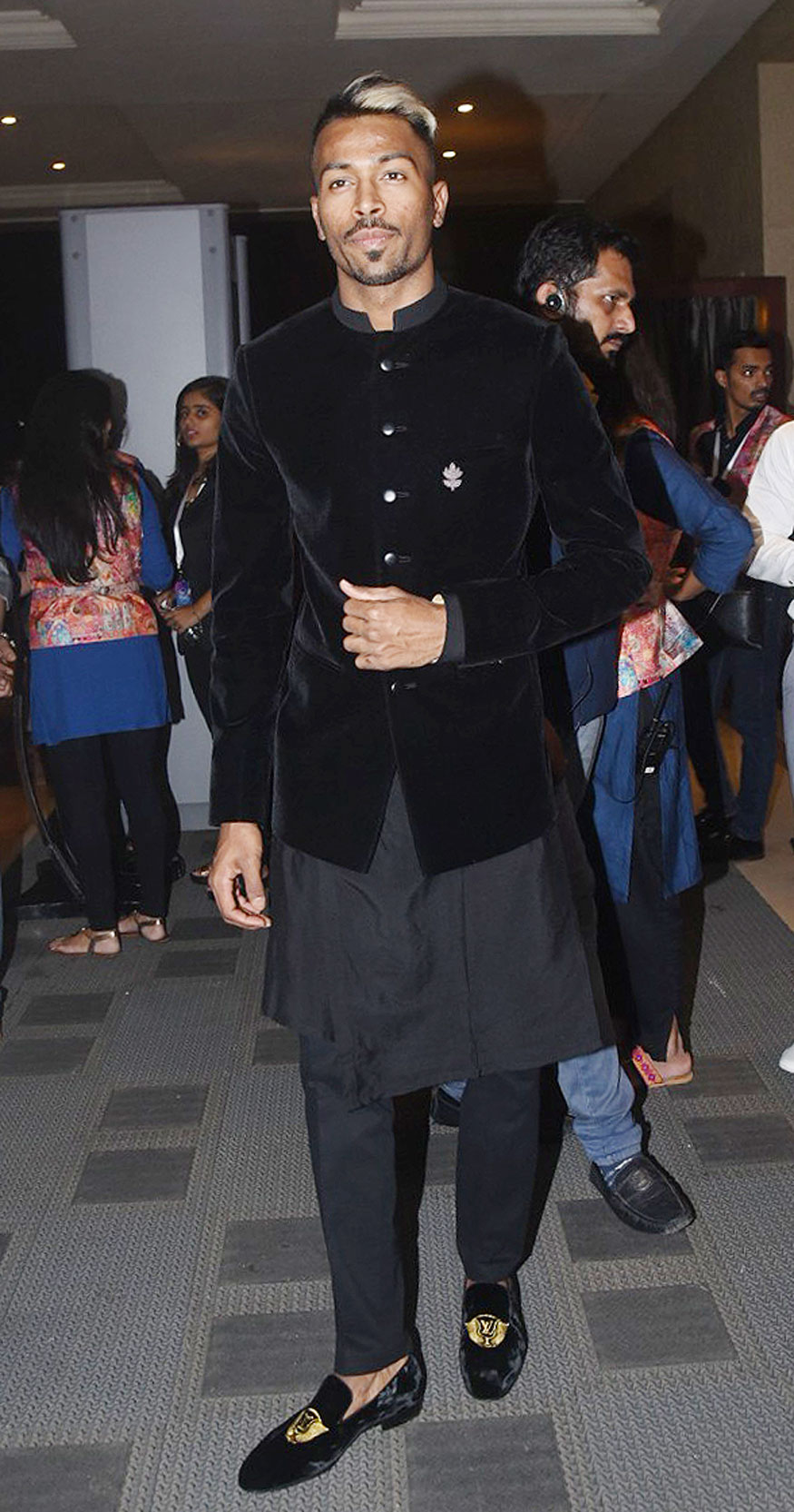 Hardik Pandya arrives for the wedding reception of Krunal Pandya and Pankhuri Sharma held at JW Marriott hotel in Mumbai on December 27, 2017. Amitabh Bachchan,Rohit Sharma,Irfan Pathan,Hardik Pandya,Elli AvrRam,Krunal Pandya and Pankhuri Sharma,Krunal Pandya and Pankhuri Sharma wedding reception,Krunal Pandya and Pankhuri Sharma reception,Krunal Pandya wedding reception,Pankhuri Sharma wedding