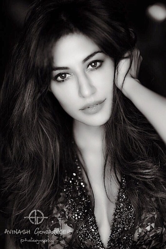 The BTS images from Chitrangda’s Bazaar’s poster shoot will raise up the heat in winter. The actress has wrapped up the shoot of the film! The pictures have been shot by renowned photographer Avinash Gowariker. Chitrangda Singh,actress Chitrangda Singh,Chitrangda Singh in Bazaar,Bazaar poster,Bazaar movie poster
