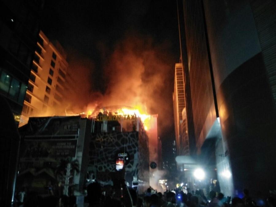 There are many major corporates, TV-radio-print media offices, more than three dozen high-end restaurants, pubs, etc, which also suffered damages in the blaze and their working was likely to be affected on Friday. The blaze comes as a huge setback to the government's plans to make nightlife attractive by permitting all shops/malls to function round-the-clock, to generate more employment. Barely nine days ago the state government had notified the amendments, though it was not made applicable to bars, pubs, discotheques and wine shops. However, these were expected to come under the ambit of the new laws in due course, with the BMC initiating measures in this direction. Massive Fire,Massive Fire in Mumbai,Kamala Mills,Mumbai Kamala Mills fire,fire at Kamala Mills,Kamala Mills in Mumbai,Lower Parel area