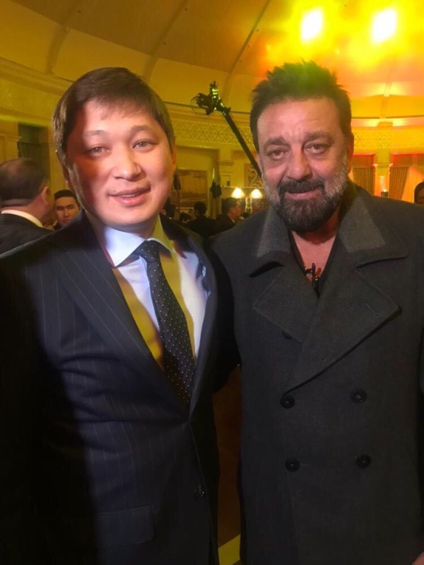 Sanjay Dutt is currently shooting for his upcoming movie in Bishkek, Kyrgyzstan. Torbaz is the first Hindi movie to have been extensively shot in the country. Besides shooting, the actor is having a good time exploring Kyrgystan. Sanjay Dutt,actor Sanjay Dutt,Sanjay Dutt meets Sapar Isakov,Sapar Isakov,Bishkek,Torbaaz shoot,Prime Minister Sapar Isakov