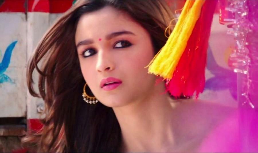 Alia Bhat: Alia has left for a holiday with her girl gang to Bali. Alia who's best friend is getting hitched cannot contain her excitement for her fun girls trip. The actress will resume Brahmastra once back from her holiday. Alia Bhat,Shraddha Kapoor,Parineeti Chopra,New Year 2018,Happy New Year 2018,Happy New Year,B-Town beauties on a break this New Year