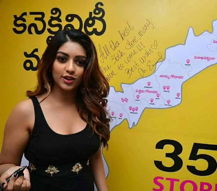 Actress Anu Emmanuel launches B New Mobile store at Yemmiganur. Anu Emmanuel,actress Anu Emmanuel,B New Mobile store,B New Mobile store launch,hot Anu Emmanuel,Anu Emmanuel in saree,Anu Emmanuel hot pics,Anu Emmanuel hot images,Anu Emmanuel hot stills,Anu Emmanuel hot pictures,Anu Emmanuel hot photos