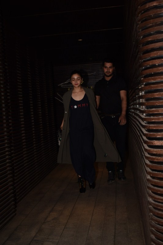 Actress Alia Bhatt spotted at Estella Juhu in Mumbai. Alia Bhatt,actress Alia Bhatt,Alia Bhatt at Estella Juhu,Estella Juhu