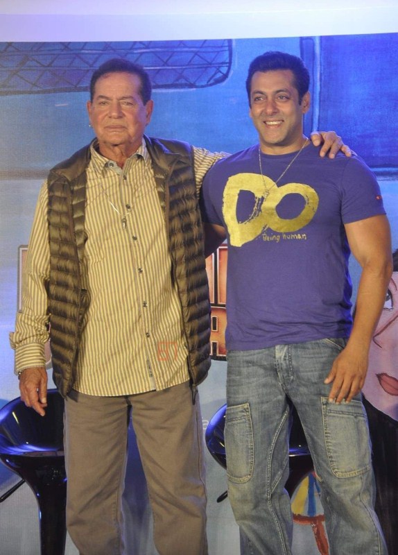 When the superstar got to know about it, he was very happy that his father liked his work. Salman wishes to discuss the film and his performance in detail when he meets his father next. The actor always looks up to his father for his valuable advice, even while selecting scripts, and Salim always expresses his honest opinions. Salman's movie has been performing exceptionally well in the domestic market as well. It has already earned 250 crores. Salim Khan,Salman Khan,Tiger Zinda Hai,salman khan tiger zinda hai,Tiger Zinda Hai box office