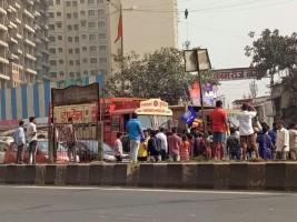 Bhima Koregaon Violence,Bhima Koregaon,Chembur,Ghatkopar,Traffic jams choke Chembu,Chembu Traffic jam,Devendra Fadnavis