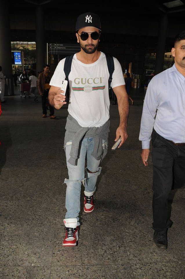 Bollywood actor Ranbir Kapoor photographed at the Airport. Ranbir Kapoor and Alia Bhatt,Ranbir Kapoor,Alia Bhatt,Brahmastra,Brahmastra pair,Brahmastra actress