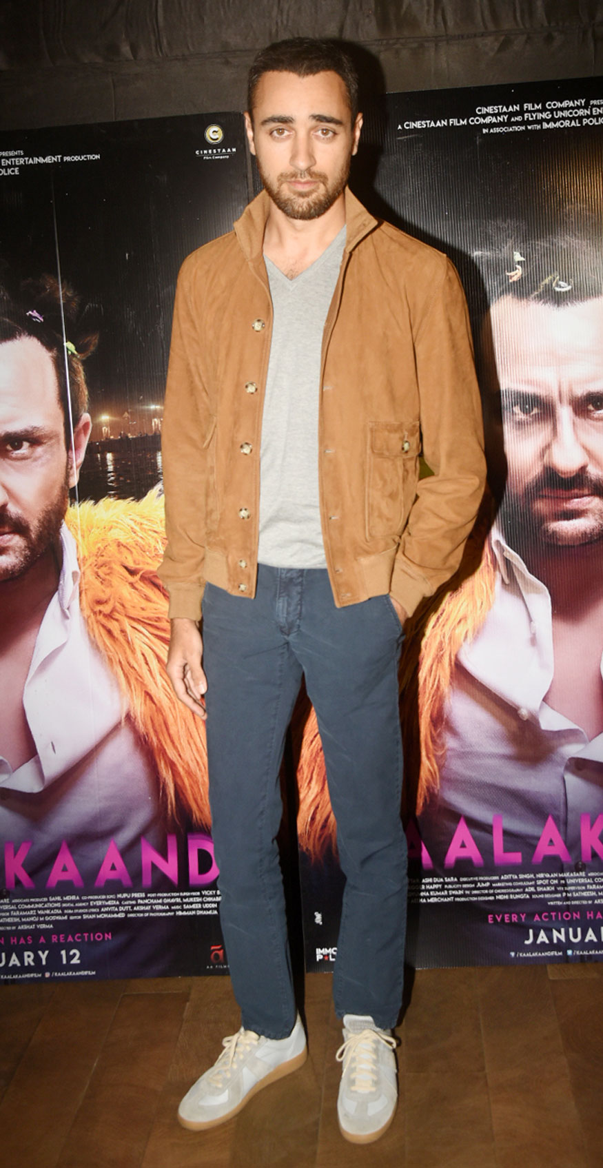 Imran Khan poses for photographers at the special screening of Kaalakaandi at Lightbox in Mumbai. Shruti Haasan,Akshara Haasan,Imran Khan,Akshay Oberoi,Shobita Dhulipala,Kunaal Roy Kapur,Kaalakaandi,Kaalakaandi special screening,celebs at Kaalakaandi special screening,Kaalakaandi special screening pics,Kaalakaandi special screening images,Kaalakaandi