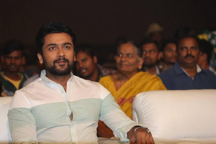 Actor Suriya at Gang audio launch in Hyderabad on Jan 08, 2018. Suriya,Keerthy Suresh,Ramya Krishna,Gang audio launch,Gang music launch,Gang audio launch pics,Gang audio launch images,Gang audio launch stills,Gang audio launch pictures,Vignesh Shivan