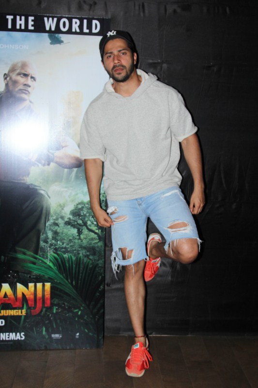 Varun Dhavan attends the special screening of Jumanji at Lightbox. Varun Dhavan,Kartik Aryan,Jumanji,Jumanji special screening,Jumanji: Welcome to the Jungle,Jumanji special screening pics,Jumanji special screening images,Jumanji special screening stills,Jumanji special screening pictures,Jumanji special screening photos