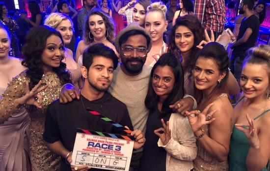 Salman Khan starrer 'Race 3' begin the shoot for the first song for the film. Filmmaker Ramesh Taurani took to Twiter to announce the commencement of shoot.  Featuring Salman Khan and Jacqueline Fernandez, it will definitely be intriguing to witness the duo shaking a leg together after the chartbuster 'Jumme Ki Raat'. Remo D'Souza will not only be directing the film but also choreographing the first song.