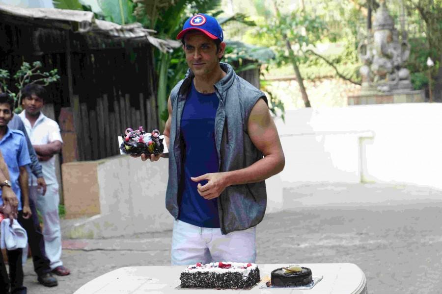 Hrithik Roshan has one of the biggest fan clubs who have been trending #HappyBirthdayHrithikRoshan from the time the clock struck 12 am. Hrithik Roshan,happy birthday Hrithik Roshan,Hrithik Roshan birthday celebration,Hrithik Roshan birthday celebration pics,Hrithik Roshan birthday celebration images,Hrithik Roshan birthday celebration stills,Hrithik Roshan birthday celebration pictures,Hr