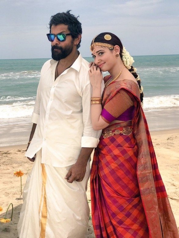 Cinematography handled by M. Sukumar and movie edited by Ruben. Vikram,Tamannaah,Tamannaah Bhatia,Sketch review,Sketch movie review,Sketch,Sketch movie stills,Sketch movie pics,Sketch movie images,Sketch movie pictures,Sketch movie photos