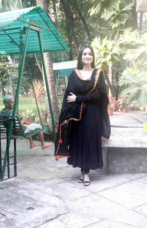 She spent some quality time with them and had fun with all the people there. Ankita Lokhande,Ankita Lokhande at old age home,Pavitra Rishta,Pavitra Rishta actress Pavitra Rishta,Manikarnika
