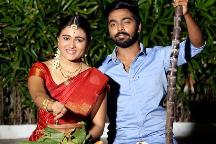 Starring GV Prakash Kumar, Shalini Pandey and Sathish in the leading role, while Nassar, Jayachitra, Shivani Patel, Livingston, Ambika, Yogi Babu appear in the supporting role. GV Prakash and Shalini Pandey,GV Prakash,Shalini Pandey,Pongal,Pongal celebration,100% Kadhal,100% Kadhal pics,100% Kadhal images,100 percent kadhal,100% Kadhal stills