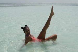 Alesha Dixon,singer Alesha Dixon,Alesha Dixon curves,Alesha Dixon in bikini,Alesha Dixon bikini pics,Alesha Dixon bikini images,Alesha Dixon bikini stills,Alesha Dixon bikini pictures,Alesha Dixon in Maldives