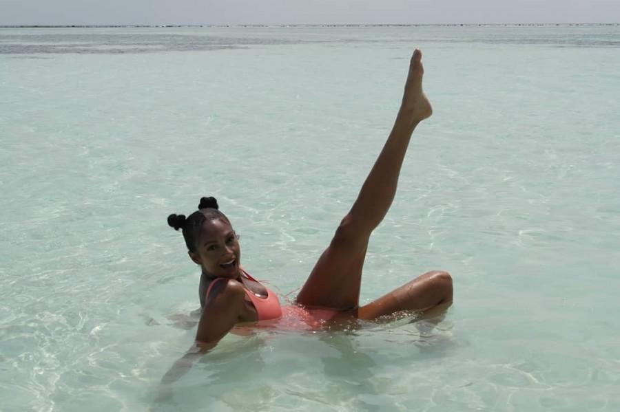 Alesha Dixon may be paranoid, but she's still smokin Alesha Dixon,singer Alesha Dixon,Alesha Dixon curves,Alesha Dixon in bikini,Alesha Dixon bikini pics,Alesha Dixon bikini images,Alesha Dixon bikini stills,Alesha Dixon bikini pictures,Alesha Dixon in Maldives
