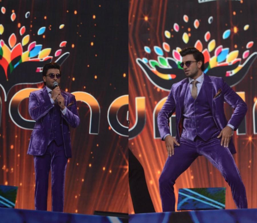Ranveer Singh attends the 'Umang Mumbai Police Show 2018' at Bandra Kurla Complex in Mumbai. Ranveer Singh,Deepika Padukone,Shah Rukh Khan,Anushka Sharma,Akshay Kumar,Umang Mumbai Police Show 2018,Umang Mumbai Police Show,Celebs at Umang Mumbai Police Show,Umang Mumbai Police Show pics,Umang Mumbai Police Show images,Umang Mumbai Police Show stil