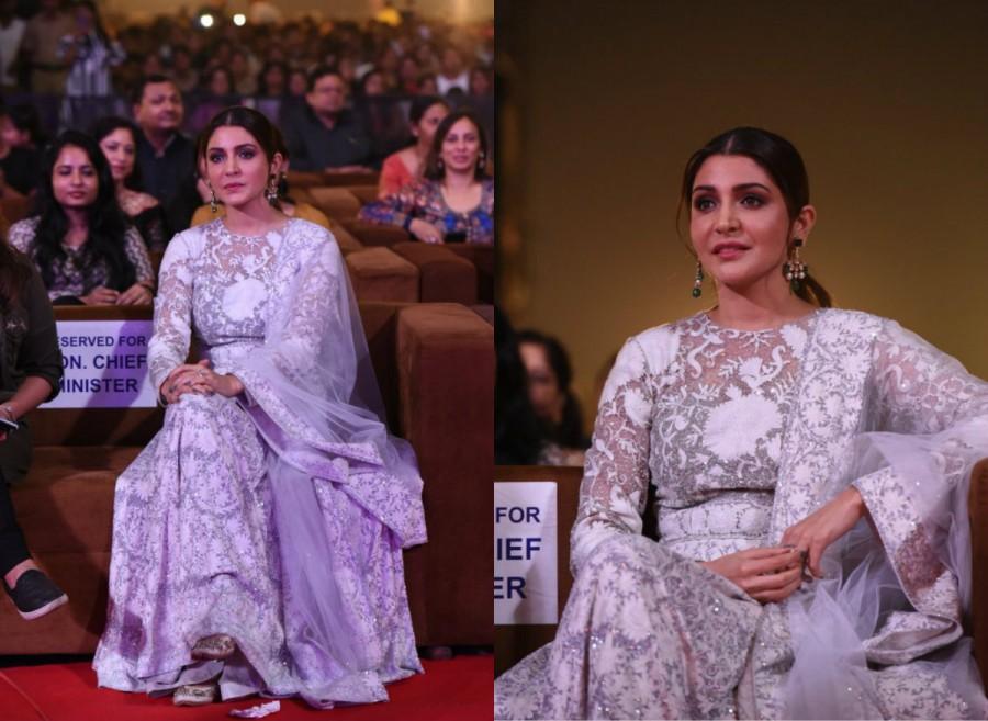 Anushka Sharma attends the 'Umang Mumbai Police Show 2018' at Bandra Kurla Complex in Mumbai. Ranveer Singh,Deepika Padukone,Shah Rukh Khan,Anushka Sharma,Akshay Kumar,Umang Mumbai Police Show 2018,Umang Mumbai Police Show,Celebs at Umang Mumbai Police Show,Umang Mumbai Police Show pics,Umang Mumbai Police Show images,Umang Mumbai Police Show stil