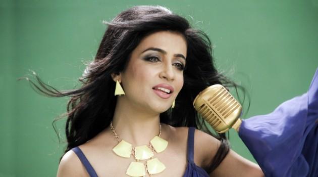 In her upcoming single titled 'Wannabe Free', the singer takes to music with a cause by encouraging everyone to free themselves from the shackles of social media. Composed by Shibani Kashyap with Rashmi Virag’s lyrics, this song is set to be released under the Zee Music label by the end of January.