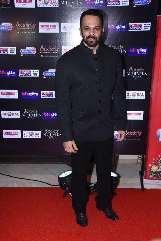 Rohit Shetty poses for photographers on her arrival at the 'Society Achievers Awards 2018' in Mumbai. Hema Malini,Rohit Shetty,Sonu Sood,Tusshar Kapoor,Society Achievers Awards 2018,Society Achievers Awards,celebs at Society Achievers Awards,Society Achievers Awards pics,Society Achievers Awards images,Society Achievers Awards stills,Society Achievers Awa