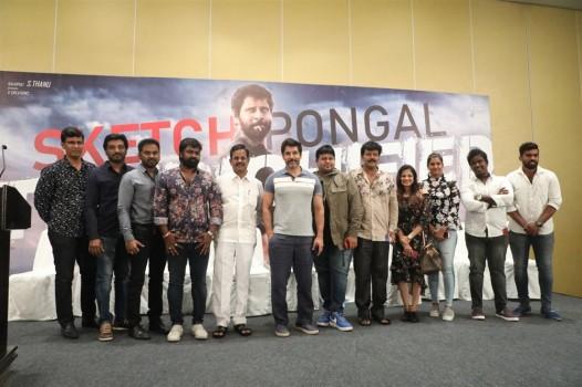 Tamil movie Sketch success meet event held in Chennai. Celebs like Vikram, S Thaman, Sriman and Kalaipuli S Thanu graced the event.