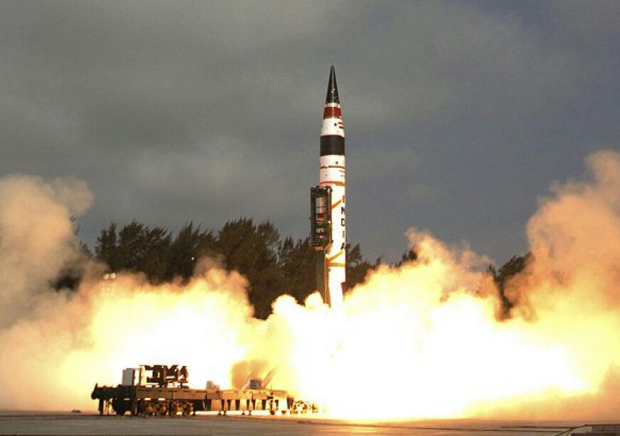 India Test-fires Nuclear-capable ICBM Agni-V - Photos,Images,Gallery ...