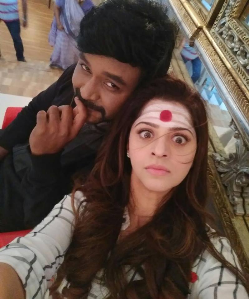Kanchana 3 produced by Kalanidhi Maran under Sun Pictures banner. Raghava Lawrence,Vedhika,Oviya Helen,Oviya,Raghava Lawrence and Oviya,Kanchana 3,Kanchana 3 stills,Kanchana 3 pics,Kanchana 3 images,Kanchana 3 pictures,Kanchana 3 photos