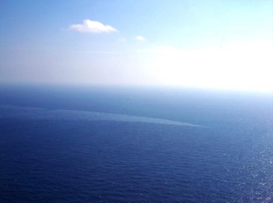 The oil spill from a stricken Iranian tanker Sanchi that sank on Sunday is seen in the East China Sea, on January 17, 2018. Oil spill,Oil spill in China,Oil spill in China sea,East China Sea