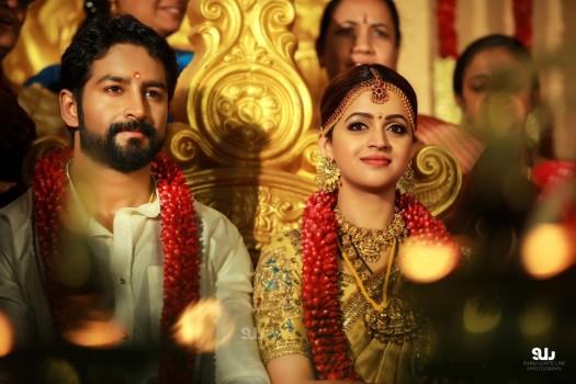 After a five-year courtship, popular Malayalam actress Bhavana got married to Kannada film producer Naveen, at a temple here on Monday.