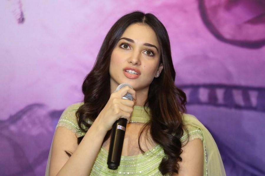 South Indian actress Tamannaah addresses media during Sketch press meet. Vikram,Tamannaah,Sketch press meet,Sketch,Sketch press meet pics,Sketch press meet images,Sketch press meet stills,Sketch press meet pictures,Sketch press meet photos