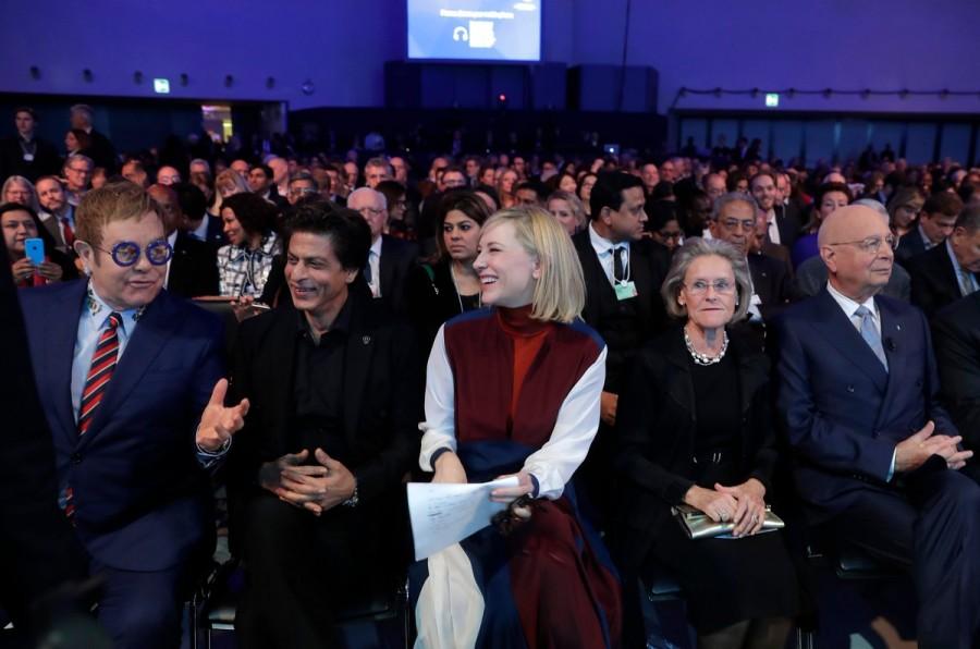 Shah Rukh also thanked his sister Shehnaz Lalarukh Khan, wife Gauri and daughter Suhana. "I want to thank my sister, wife and my little daughter for bringing me up well and teaching me the value of requesting, sometimes imploring and sometimes even begging a yes from a women instead of forcing on her," he said before wrapping up his speech with a "Namaskar" and "Jai Hind". Shah Rukh Khan,Cate Blanchett,Elton John,Shah Rukh Khan in Davos,actor Shah Rukh Khan,SRK,SRK requests selfies
