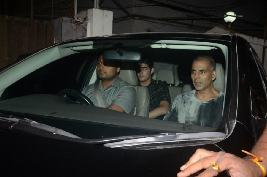 Actor Akshay Kumar arrives at the special screening of their film Padmaavat held at PVR in Lower Parel, Mumbai on January 23, 2018. Ishaan Khatter,Akshay Kumar,Sanjay Leela Bhansali,Padmaavat,Padmaavat special screening,Padmaavat special screening pics,Padmaavat special screening images,Padmaavat special screening stills,Padmaavat special screening pictures,Padmaavat special screenin