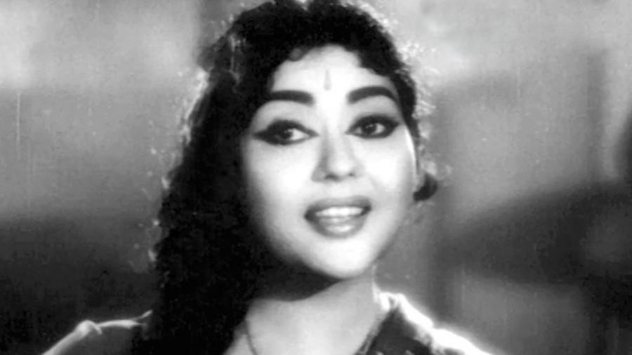 Former Telugu actress Krishna Kumari passes away at her home in Bengaluru. Krishna Kumari,actress Krishna Kumari,Krishna Kumari passes away,Krishna Kumari rare pics,Krishna Kumari rare images,Krishna Kumari rare stills,Krishna Kumari dead,Krishna Kumari death