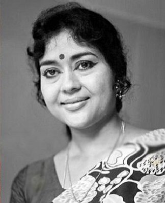 Check out her rare and unseen pics of actress Krishna Kumari. Krishna Kumari,actress Krishna Kumari,Krishna Kumari passes away,Krishna Kumari rare pics,Krishna Kumari rare images,Krishna Kumari rare stills,Krishna Kumari dead,Krishna Kumari death