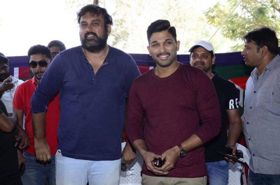 Allu Arjun,actor Allu Arjun,Naa Peru Surya,Naa Peru Surya press meet,Naa Peru Surya press meet pics,Naa Peru Surya press meet images,Naa Peru Surya press meetstills,Naa Peru Surya press meet pictures,Naa Peru Surya press meet photos