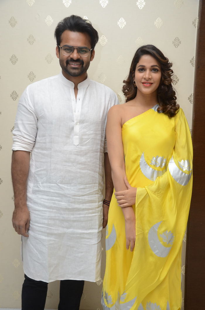 Sai Dharam Tej and Lavanya Tripathi pose together during Intelligent movie press meet in Hyderabad. Sai Dharam Tej,Lavanya Tripathi,VV Vinayak,Intelligent movie press meet,Intelligent press meet,Intelligent press meet pics,Intelligent press meet images,Intelligent press meet stills,Intelligent press meet pictures,Intelligent press meet photos