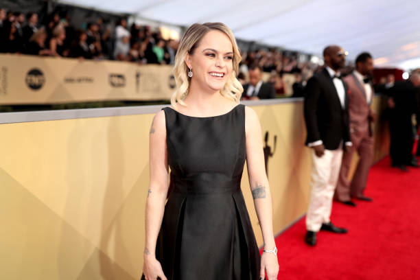 The actress was unimpressed to learn about the cost of her outfit, insisting that it wasn't as "cool" as the reporter who told her, had suggested. Taryn Manning,actress Taryn Manning,Taryn Manning at SAG awards,SAG awards