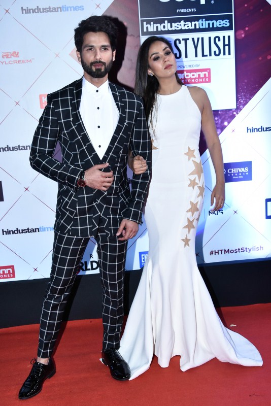 Shahid Kapoor and Mira Rajput at HT India's Most Stylish Awards 2018 held at Yash Raj Studio in Mumbai on January 24, 2018. Shahid Kapoor,Sanjay Dutt,Rekha,Varun Dhawan,Vaani Kapoor,HT India's Most Stylish Awards 2018,HT India's Most Stylish