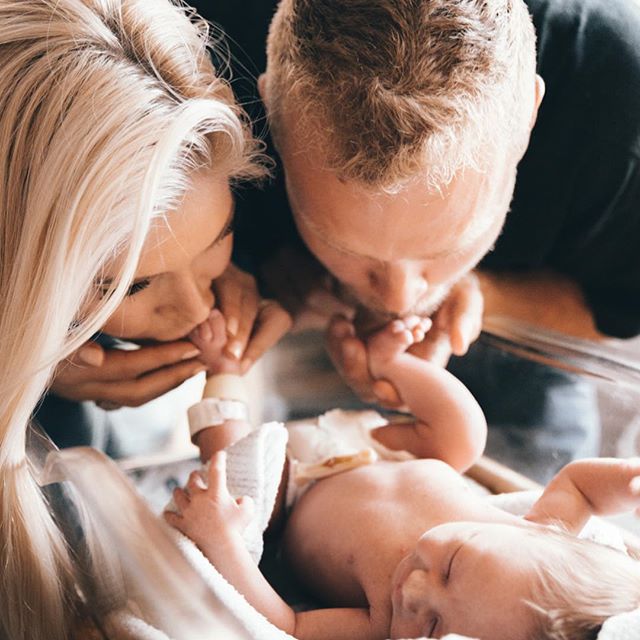 "More love than I could have possibly imagined! I love, support, and appreciate women more than I ever have before. The strength and heart it takes every day. It has been more rewarding than I could have dreamed. God truly had made women to be extraordinary," The Hills alum concluded. Heidi Montag breastfeeds,Heidi Montag,Heidi Montag breastfeeds son,Heidi Montag nude