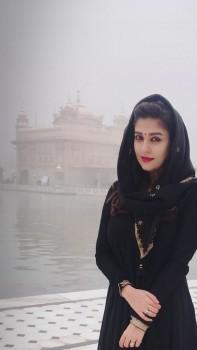 South Indian actress Nayanthara recently spotted at the world famous Golden Temple at Amritsar.